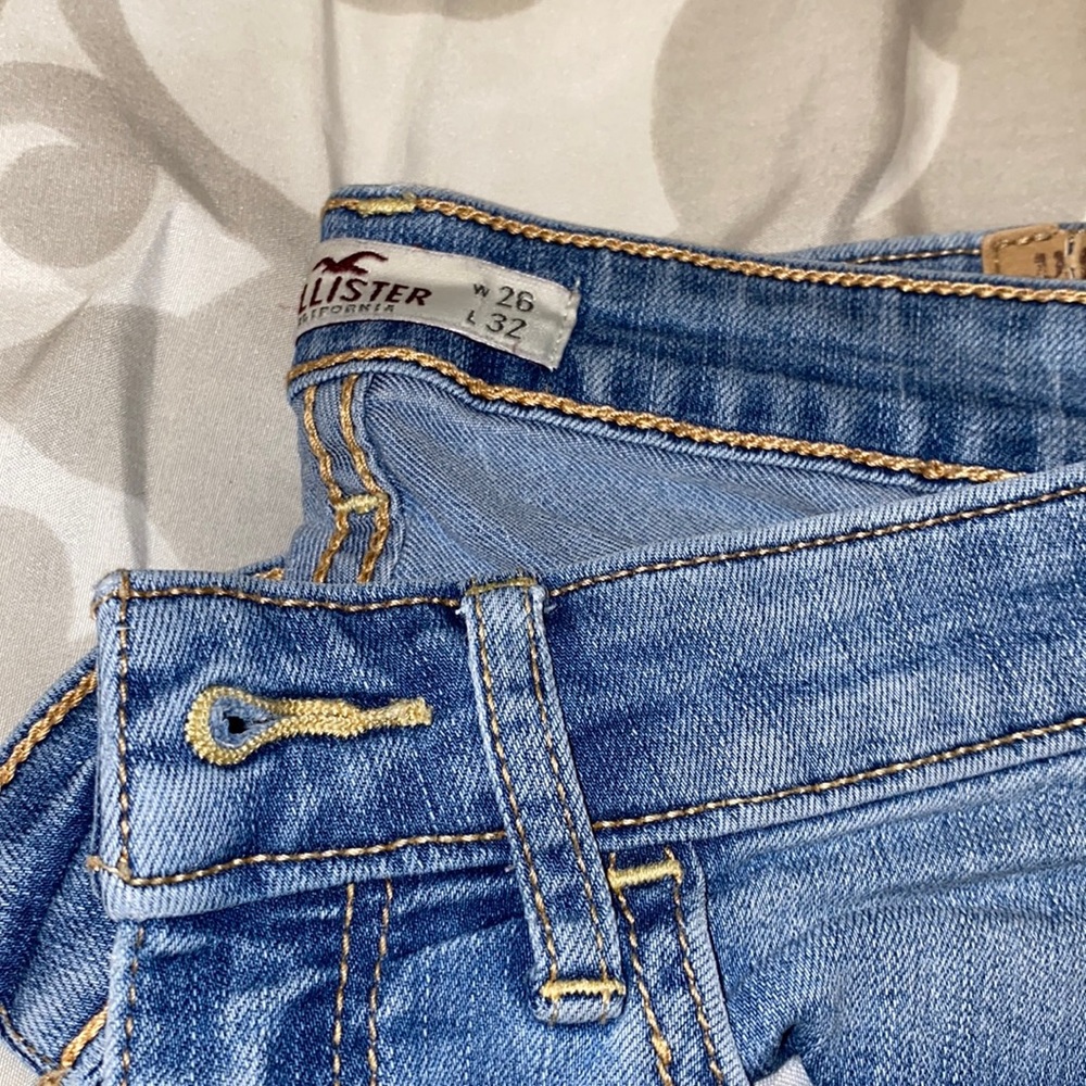 Hollister jeans
